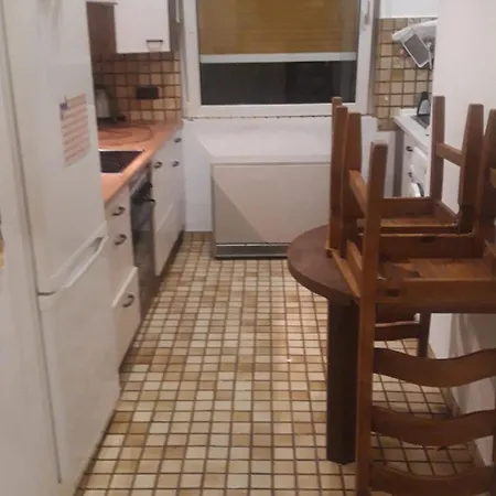 Apartment Zentrale In Mit Kompletter Ausstattung Essen