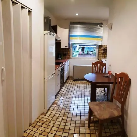 Apartment Zentrale In Mit Kompletter Ausstattung